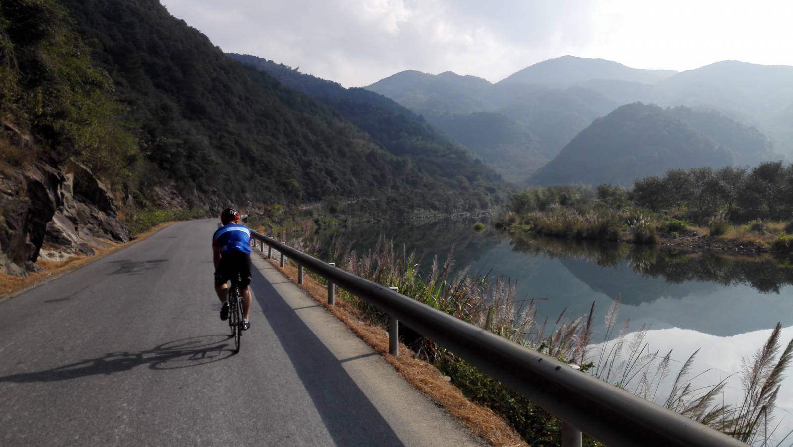 [Ride] Swedish Team in Shimingshan near Ningbo,